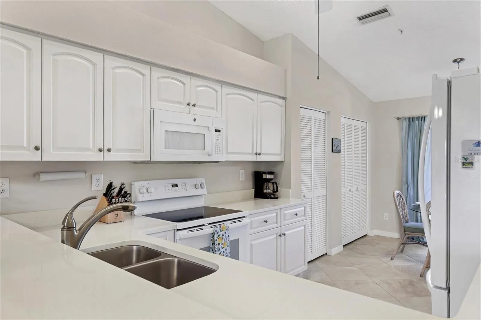 8941 VERANDA WAY #523, #523