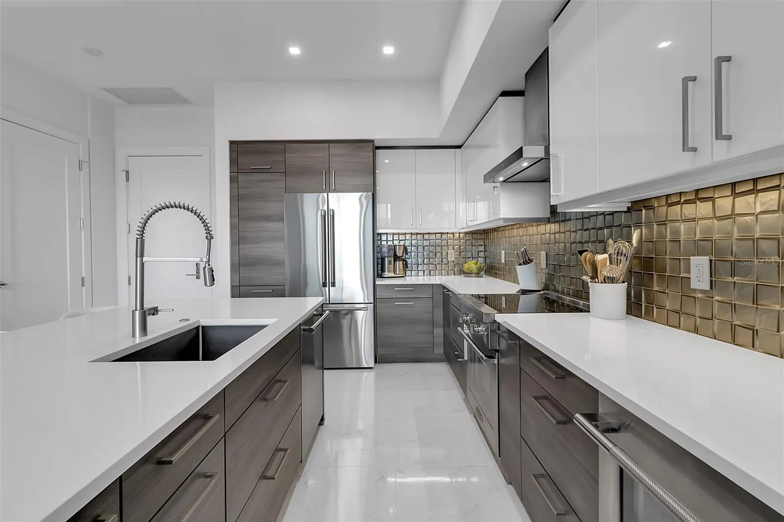 111 S PINEAPPLE AVE #519, #519