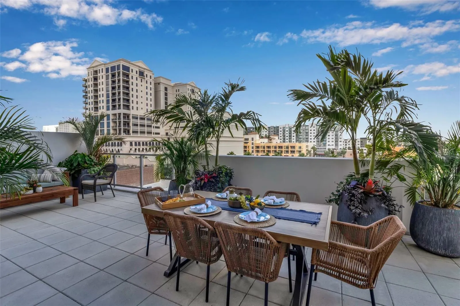 111 S PINEAPPLE AVE #519, #519