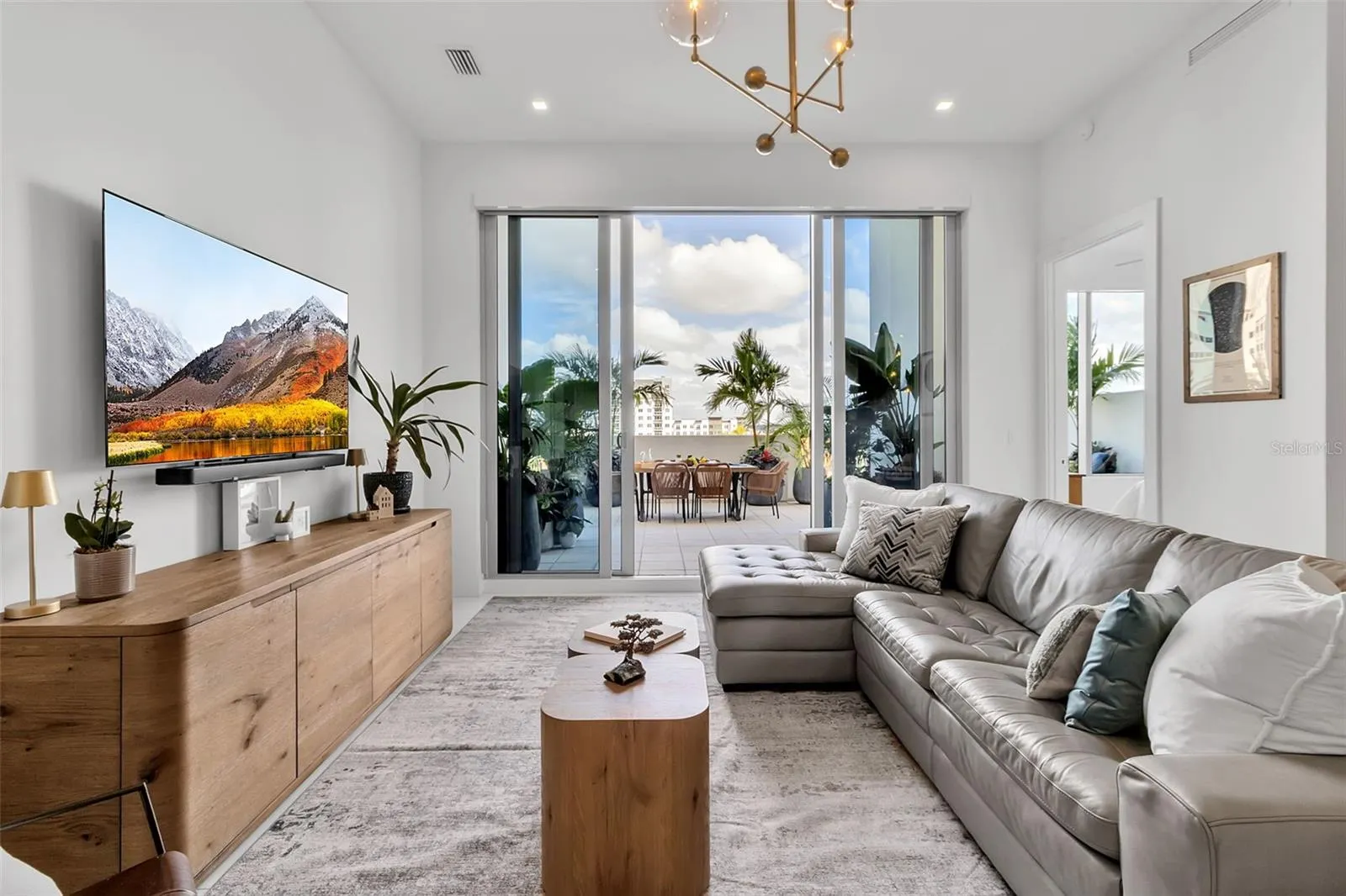 111 S PINEAPPLE AVE #519, #519