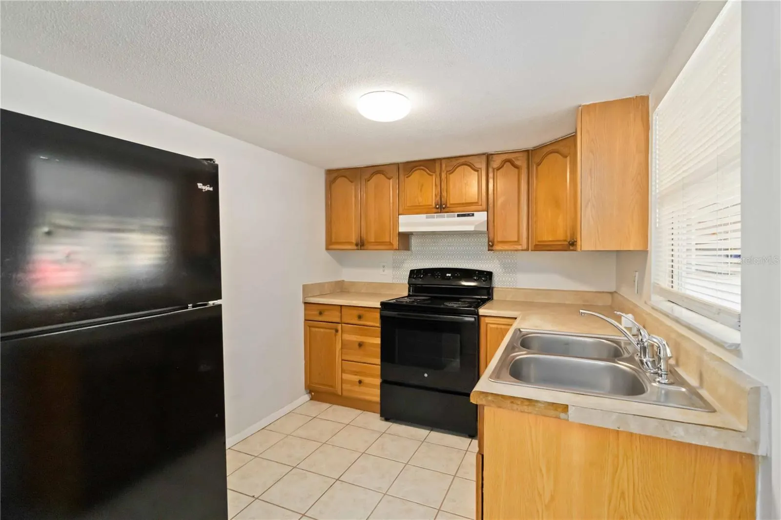 2216 FLAMINGO BLVD