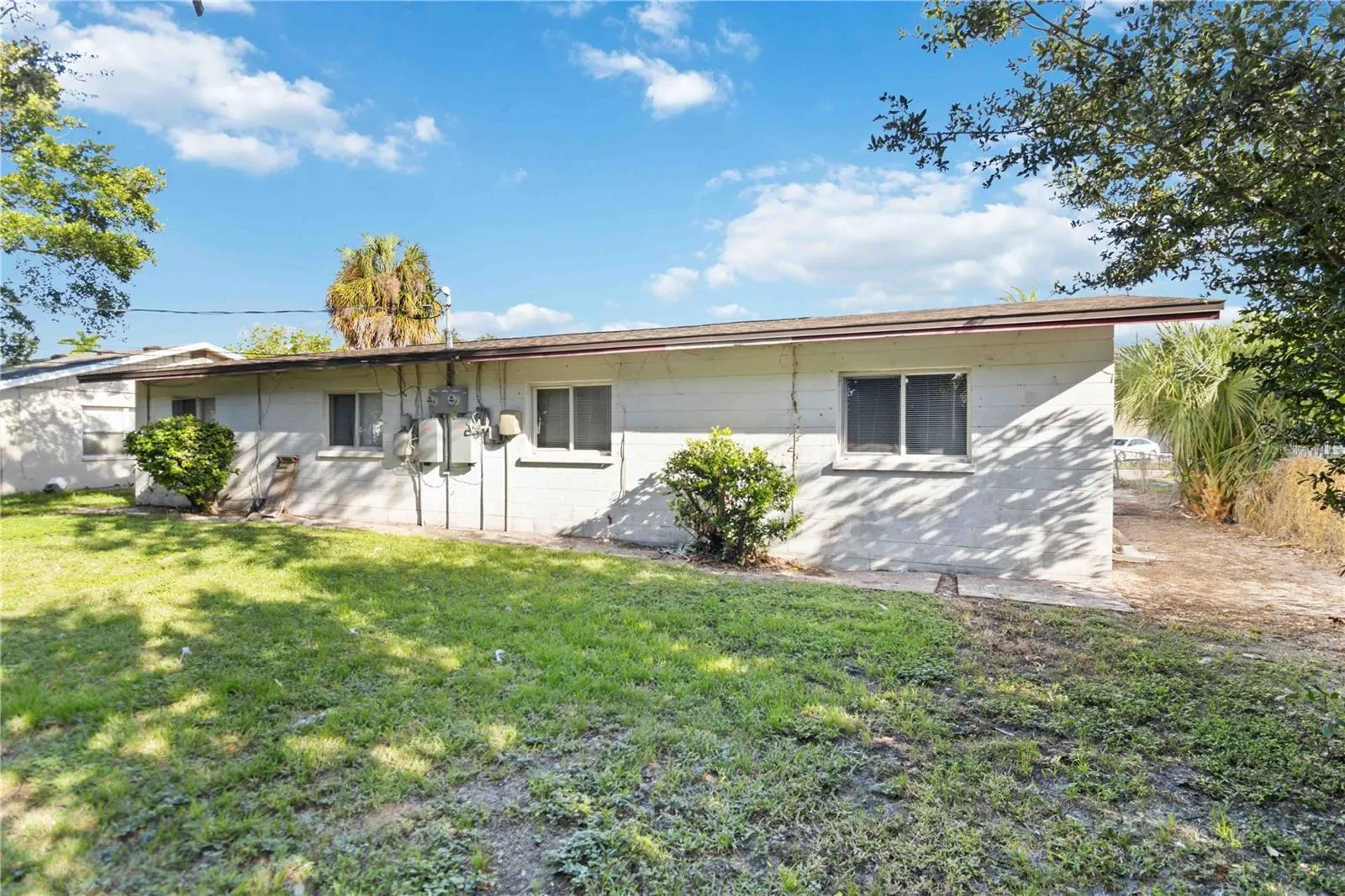 2216 FLAMINGO BLVD