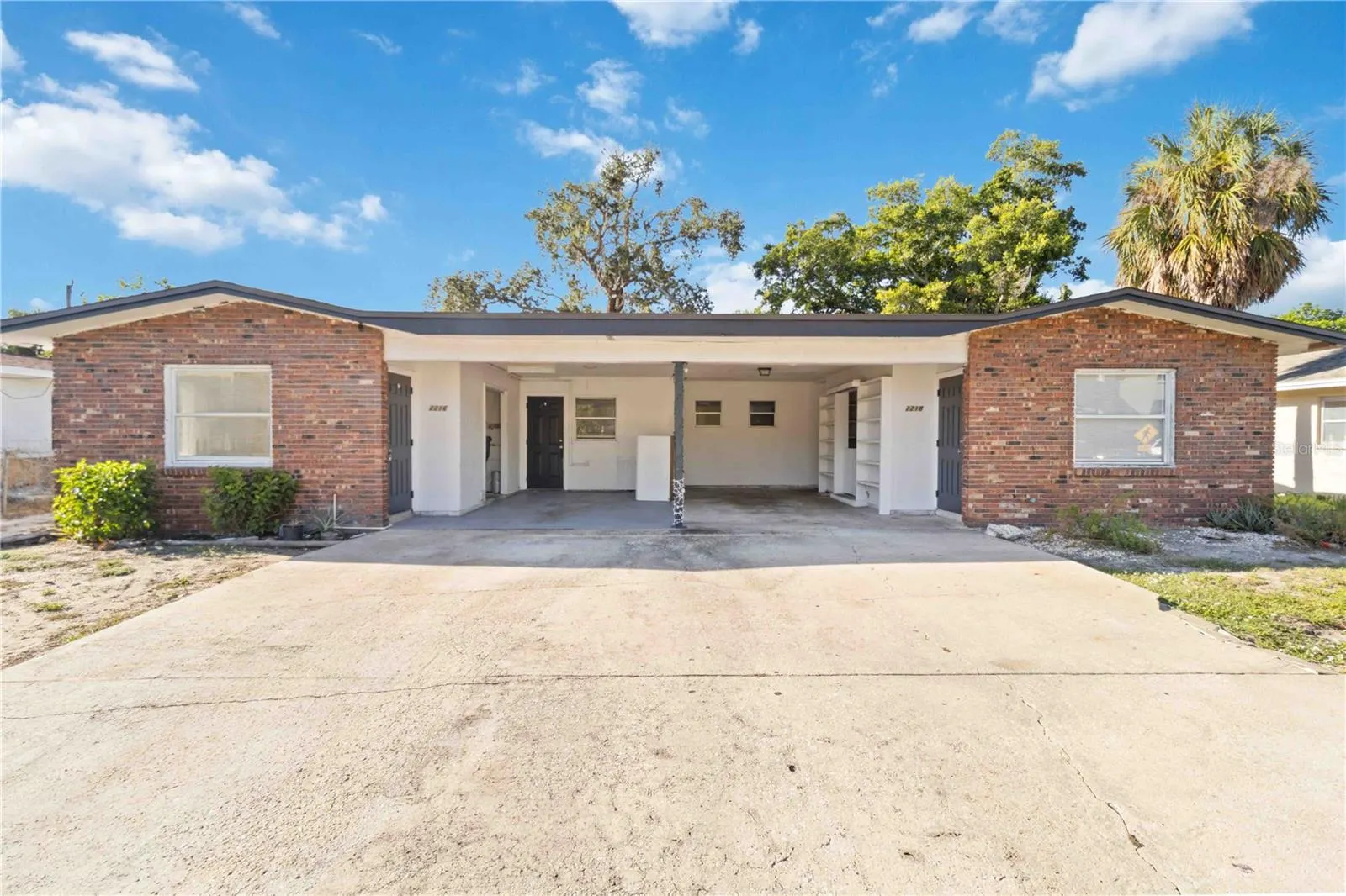 2216 FLAMINGO BLVD