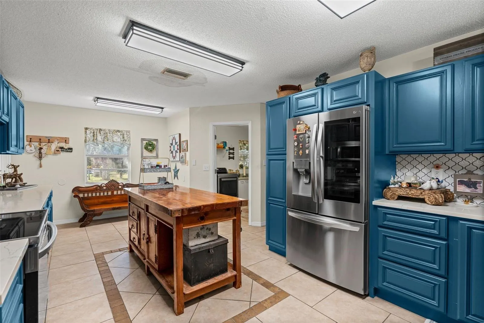 6734 QUONSET RD