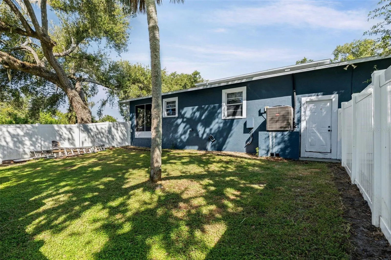 6734 QUONSET RD