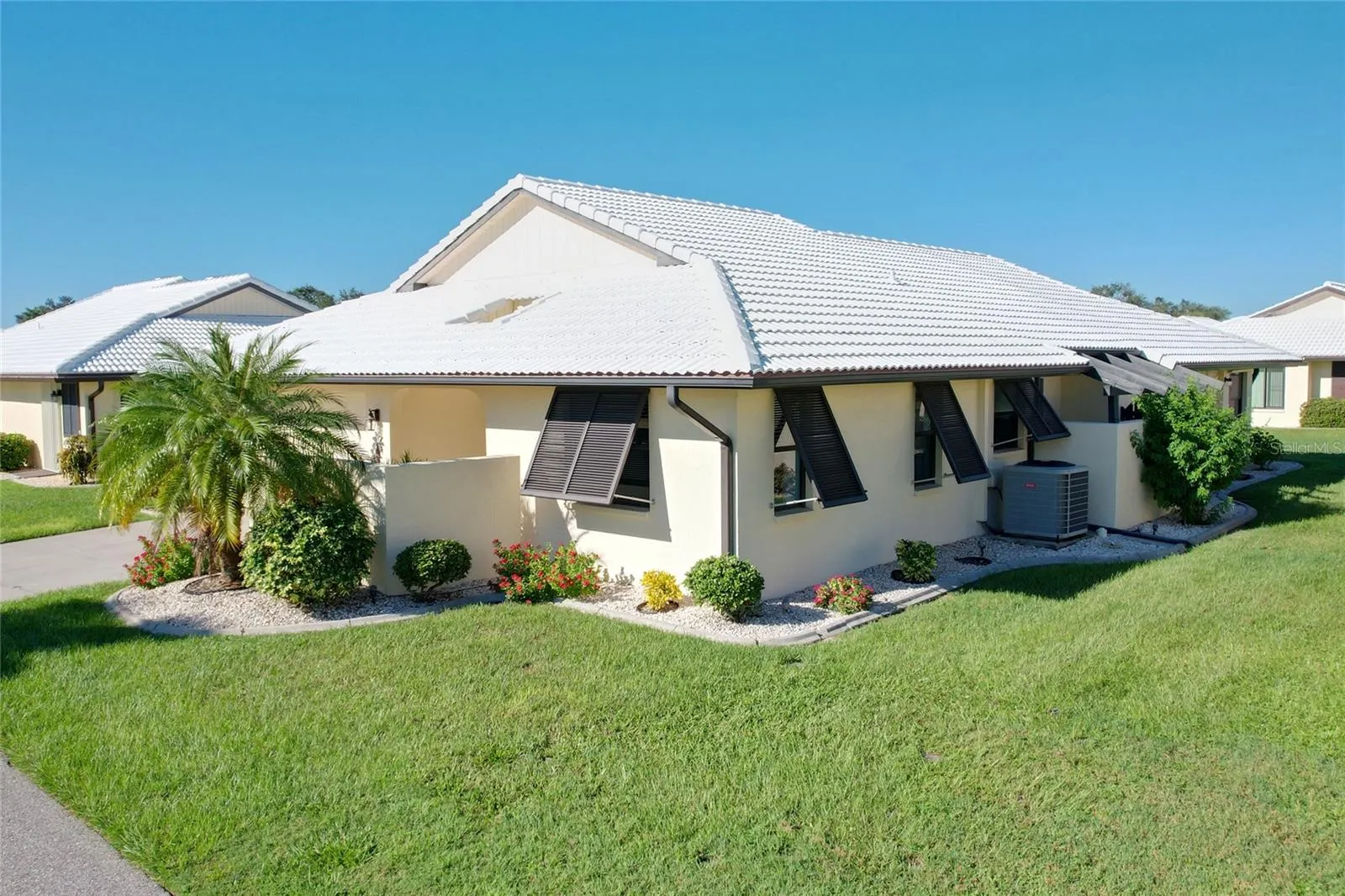 126 SANDSTONE CIR
