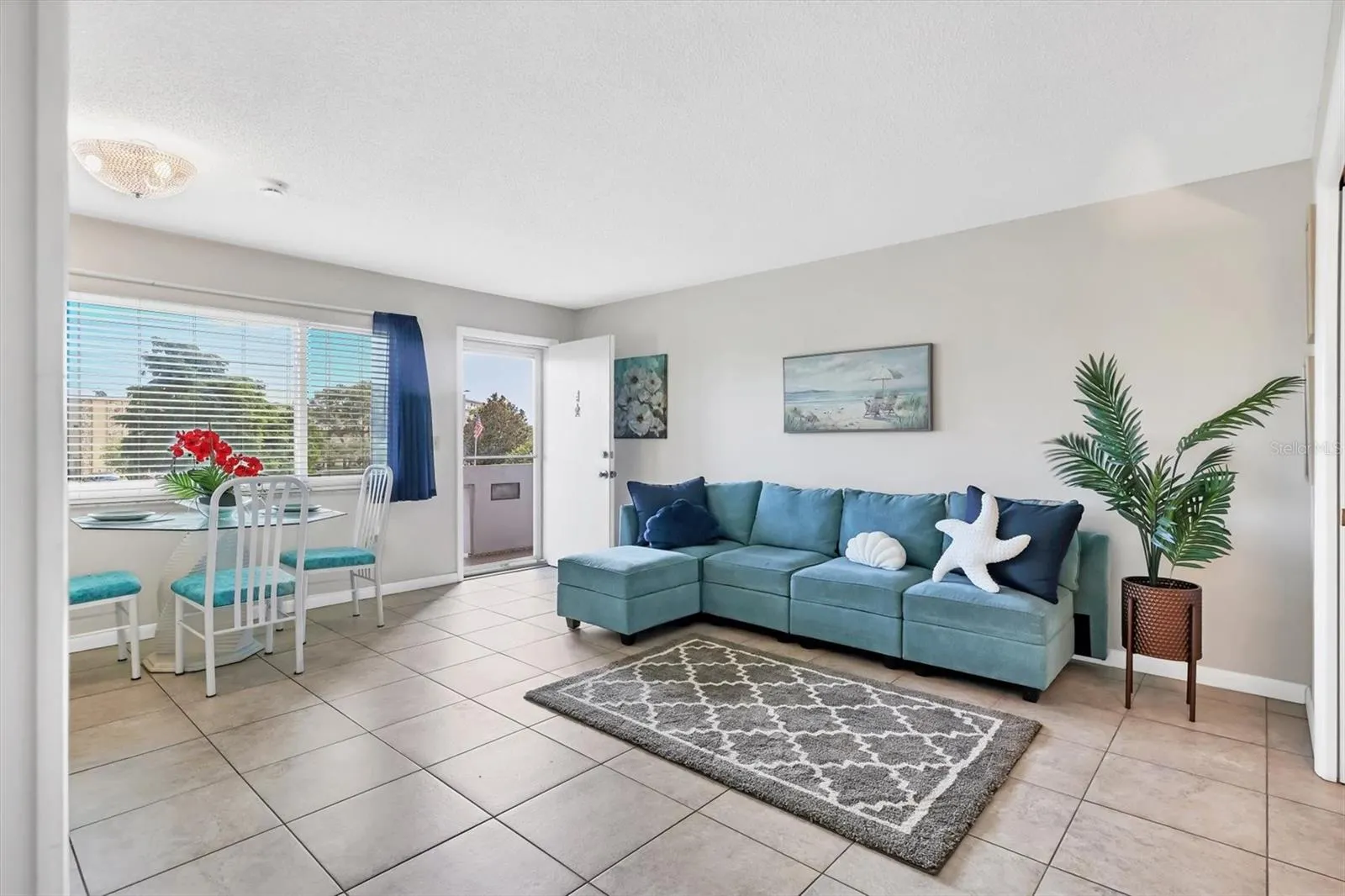 4440 IRONWOOD CIR #207D, #207D