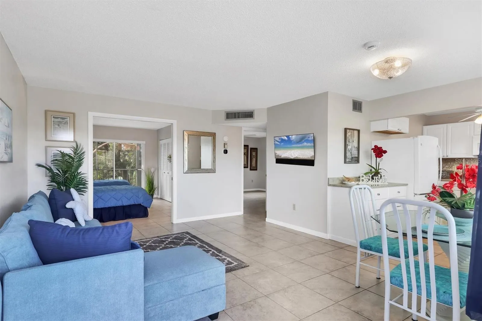 4440 IRONWOOD CIR #207D, #207D