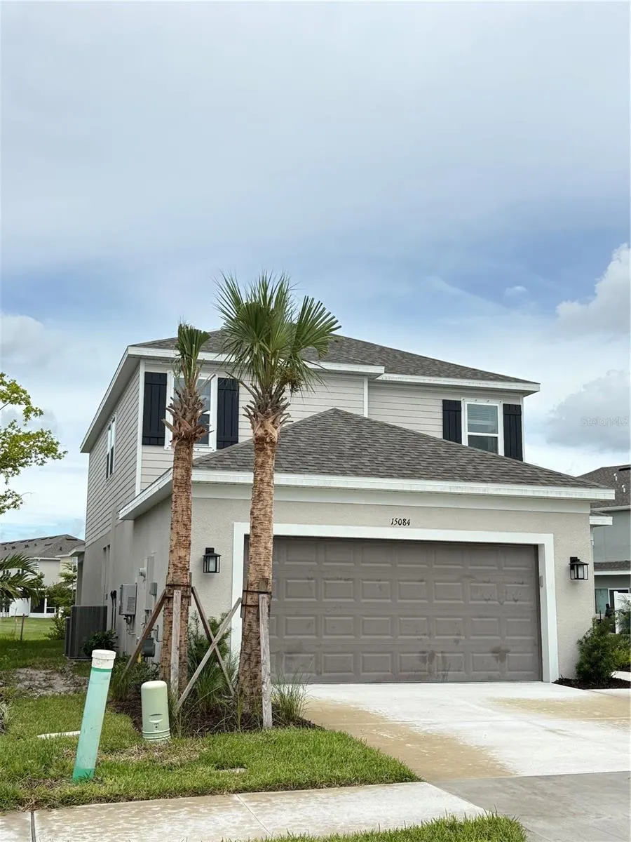 15082 SHADY PALMS LN