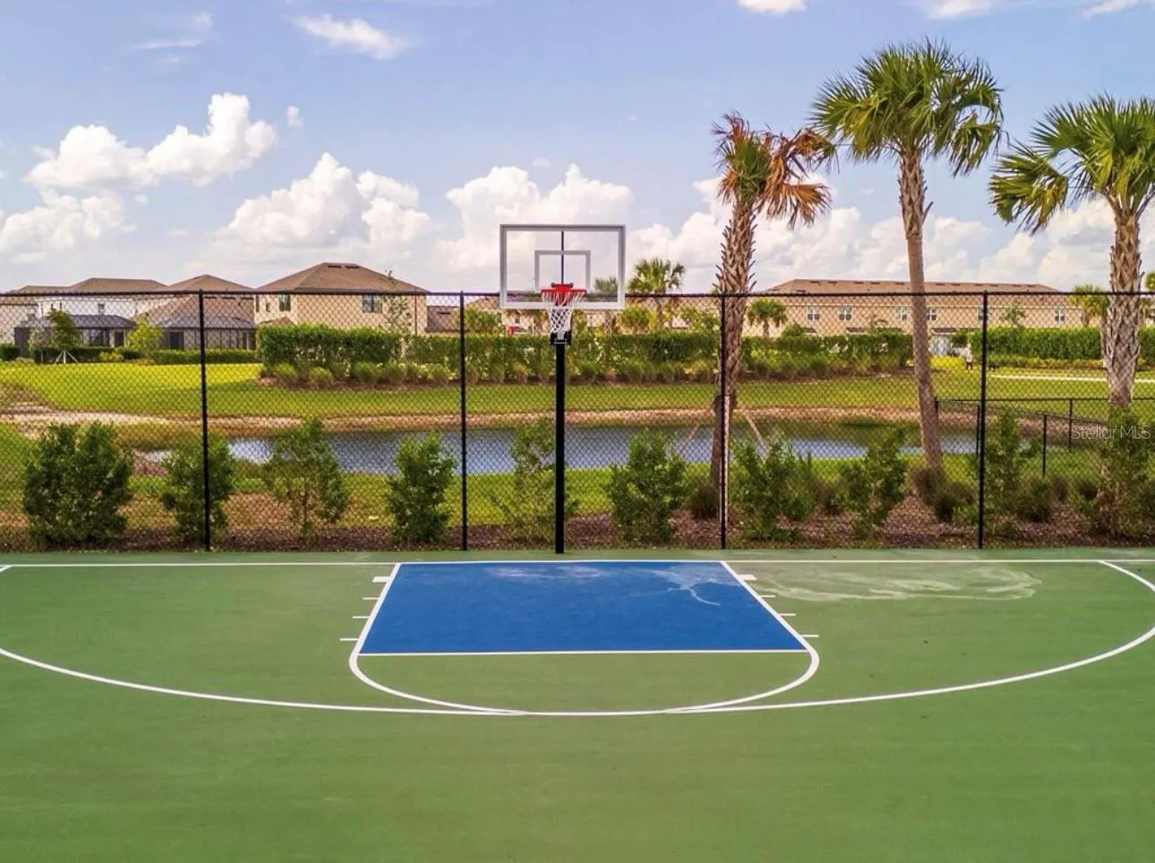 15082 SHADY PALMS LN