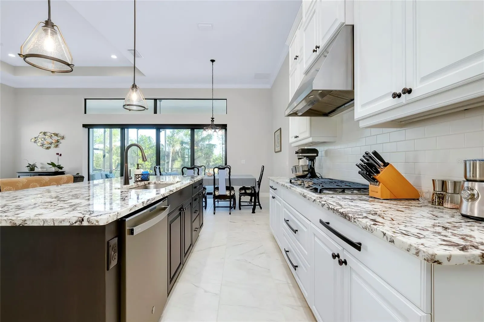 284 CORELLI DR