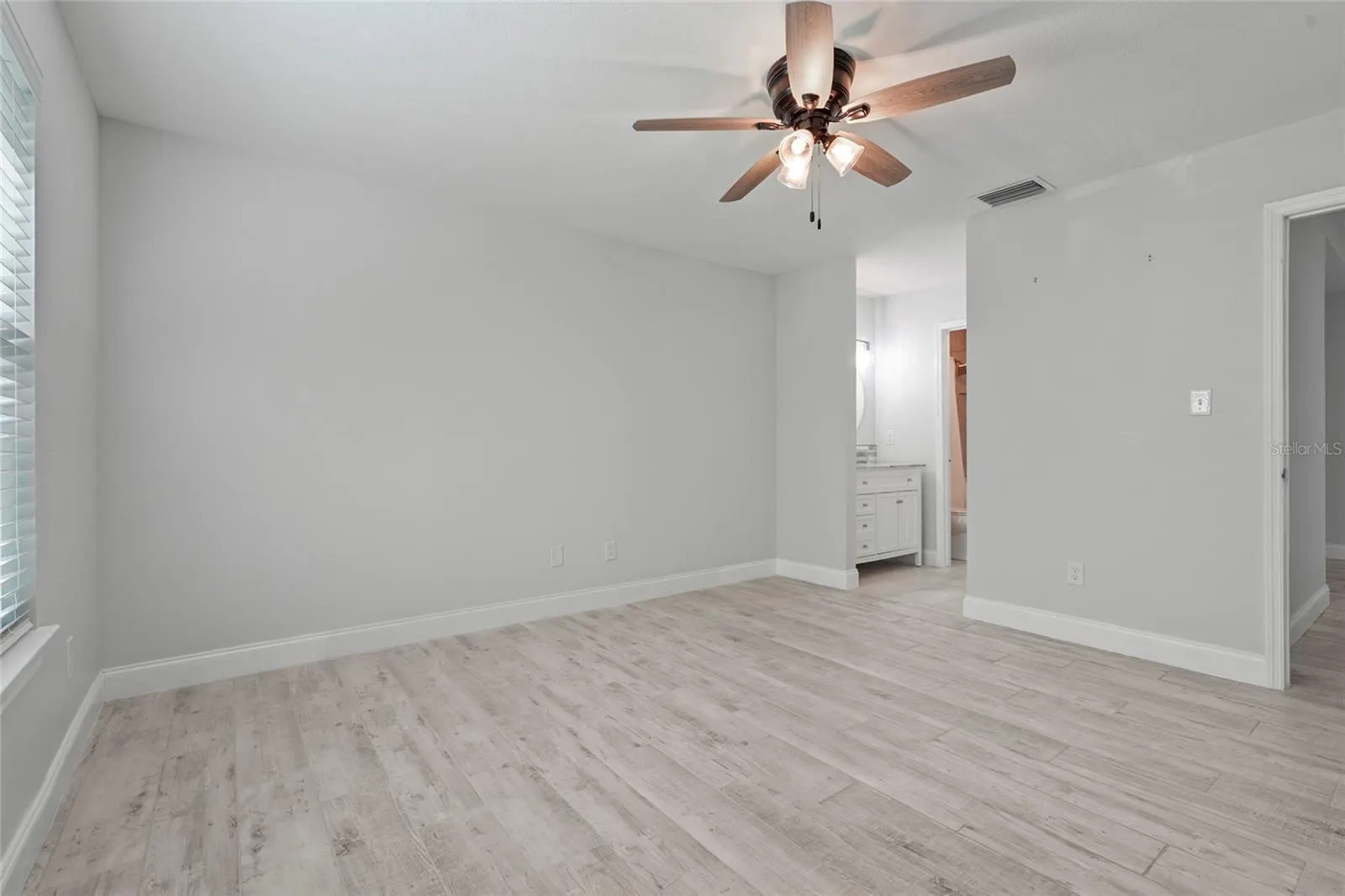 4045 CROCKERS LAKE BLVD #23, #23