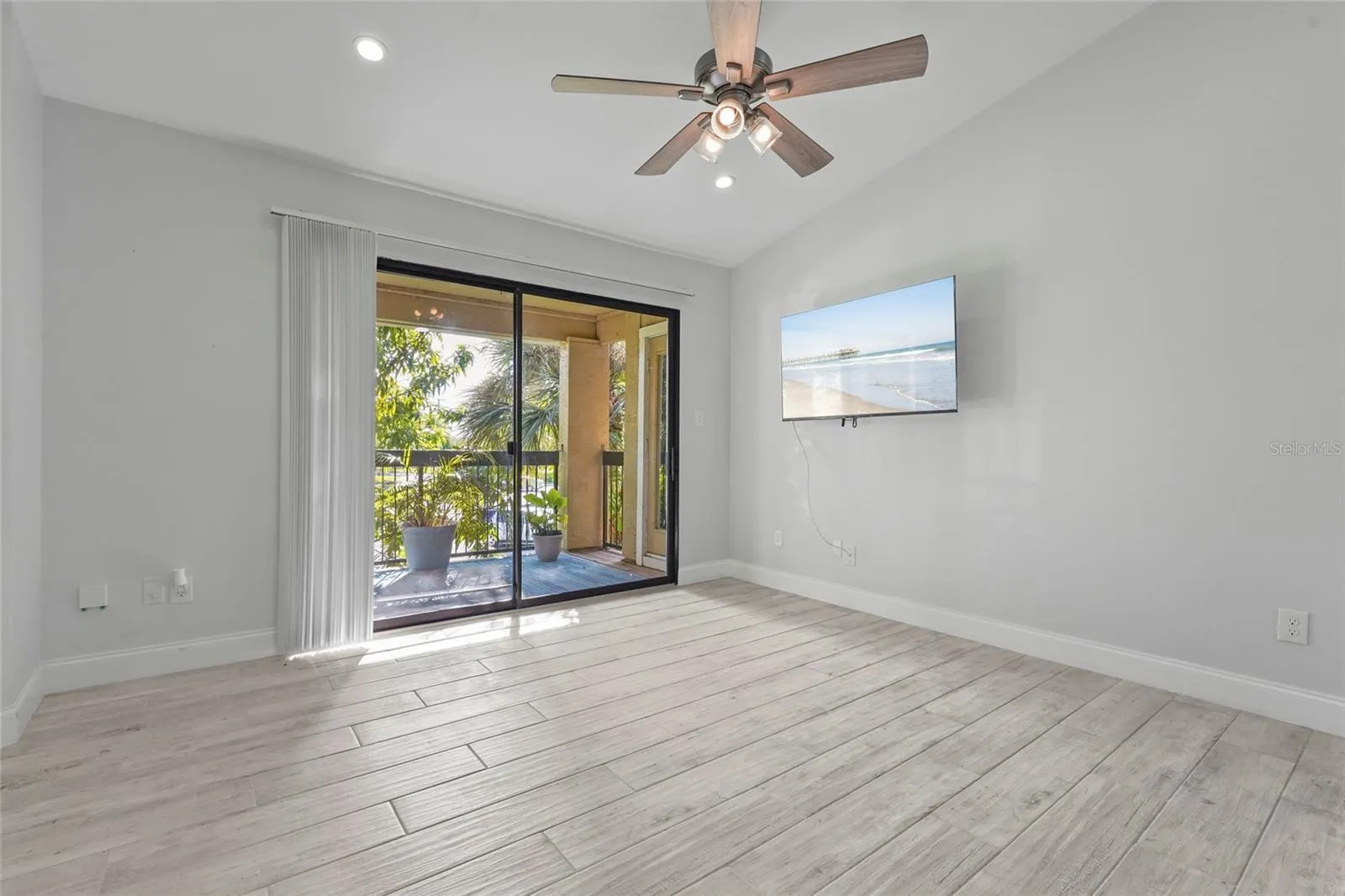 4045 CROCKERS LAKE BLVD #23, #23