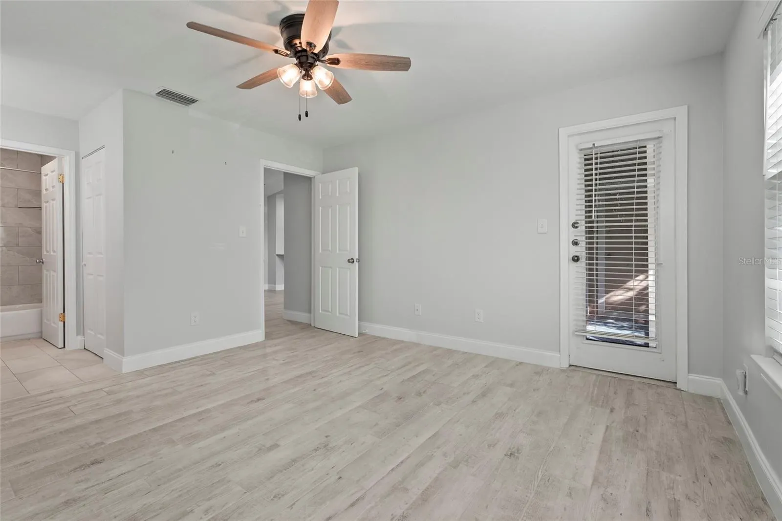 4045 CROCKERS LAKE BLVD #23, #23