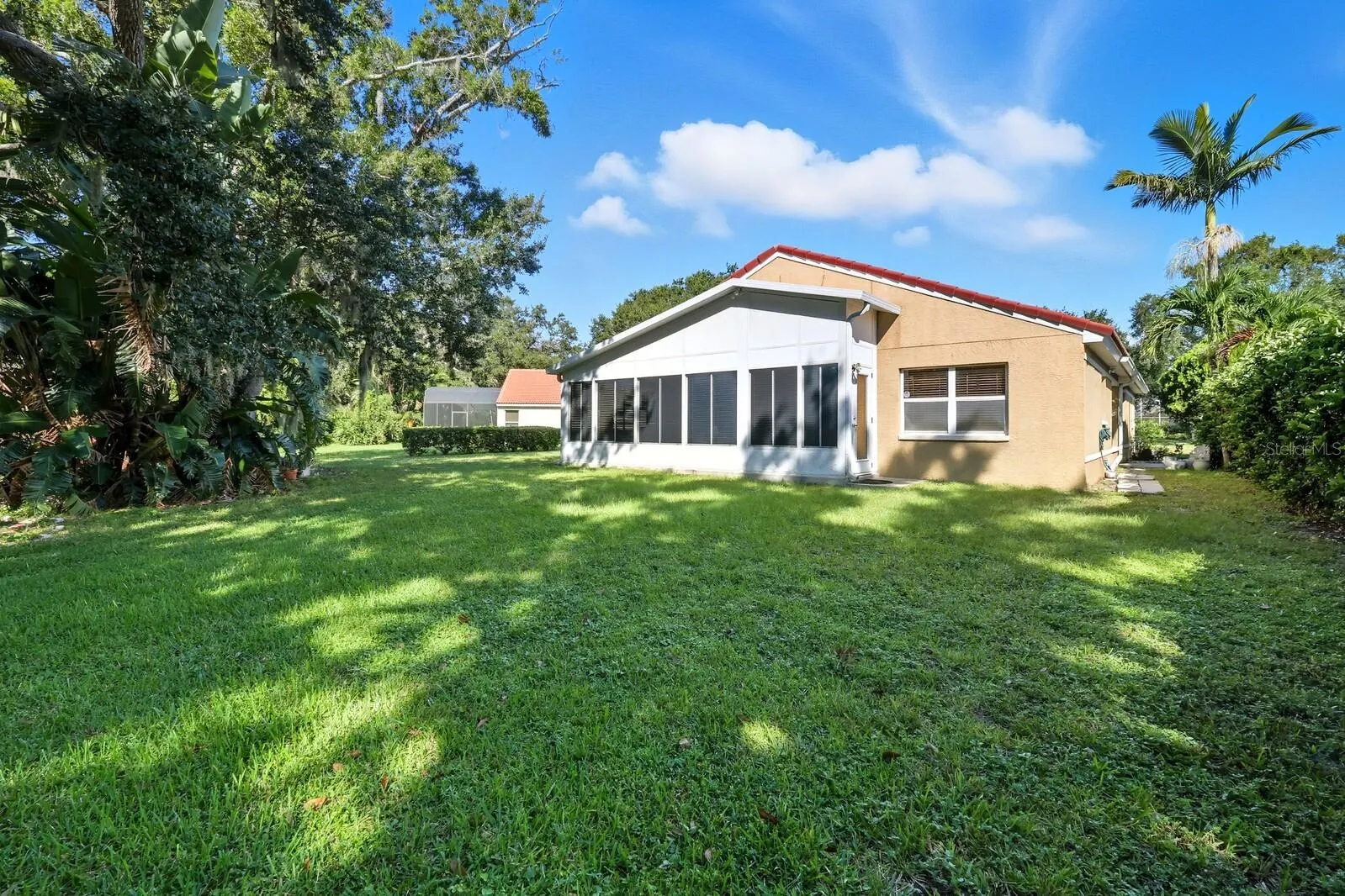 5508 GARDENS DR