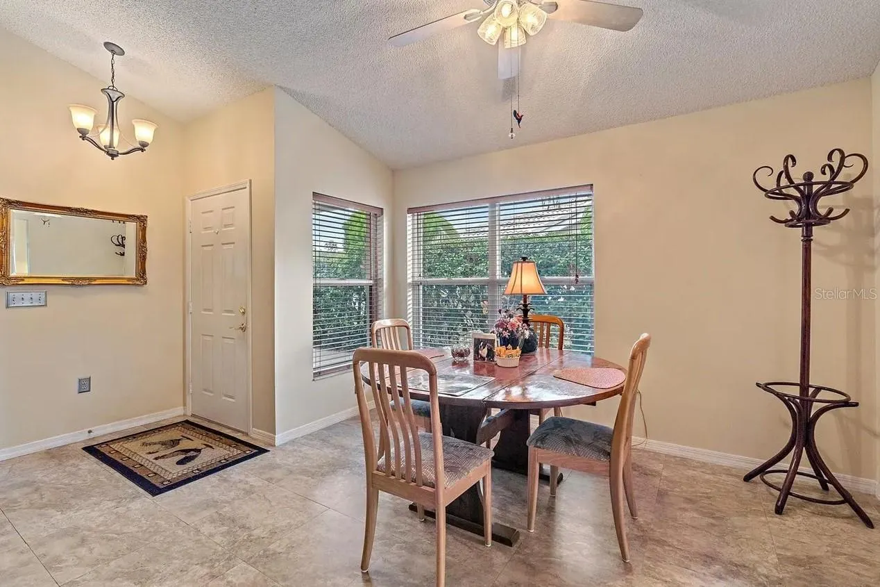 5508 GARDENS DR