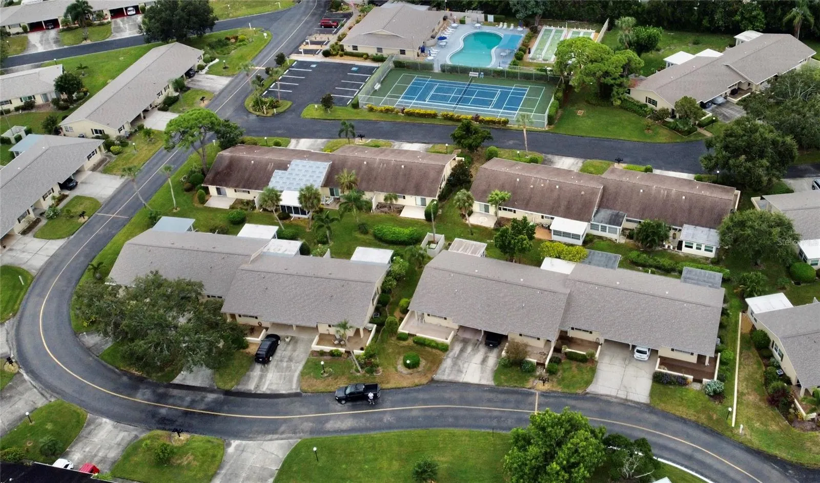 390 301 BLVD W #11A, #11A