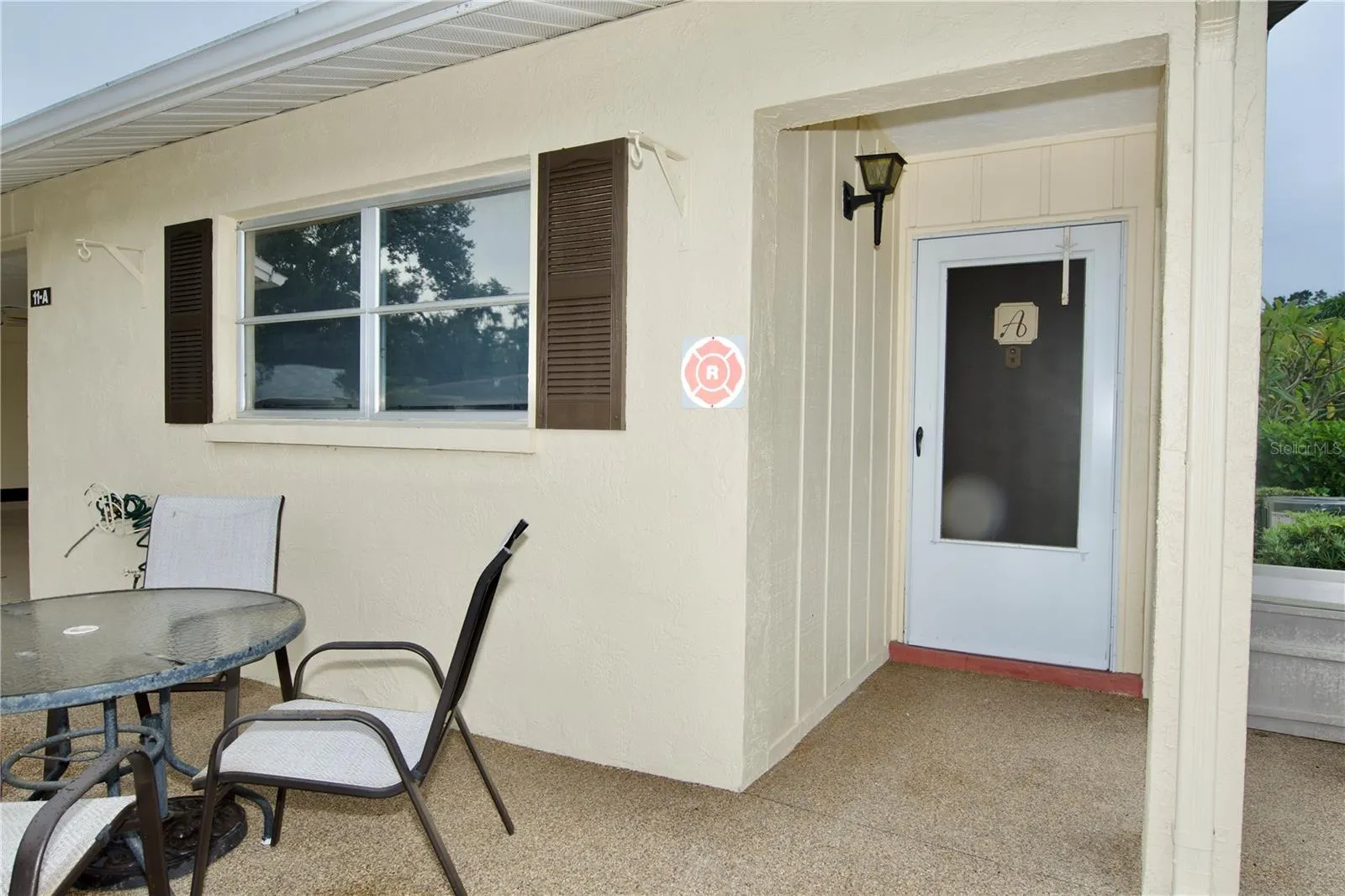 390 301 BLVD W #11A, #11A