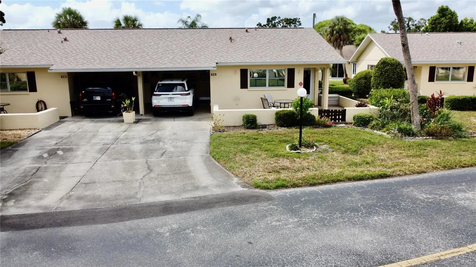 390 301 BLVD W #11A, #11A