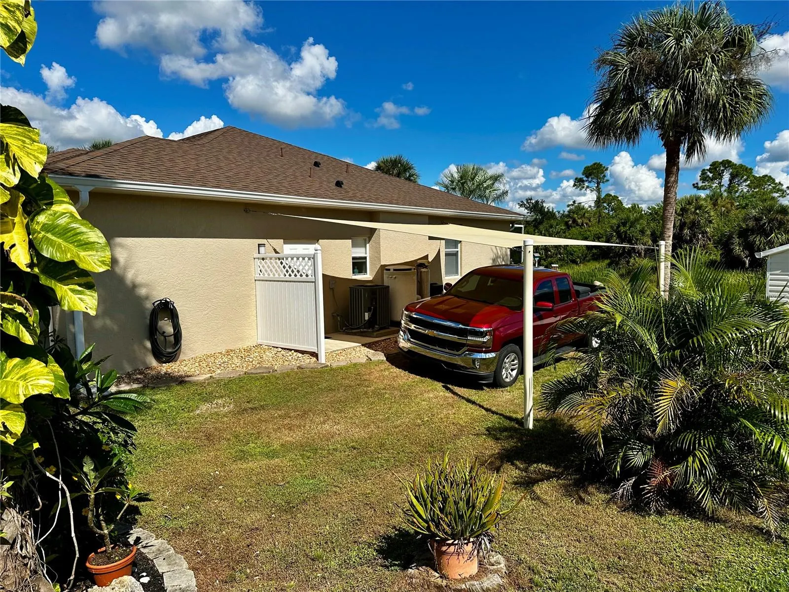 2796 COVER LN