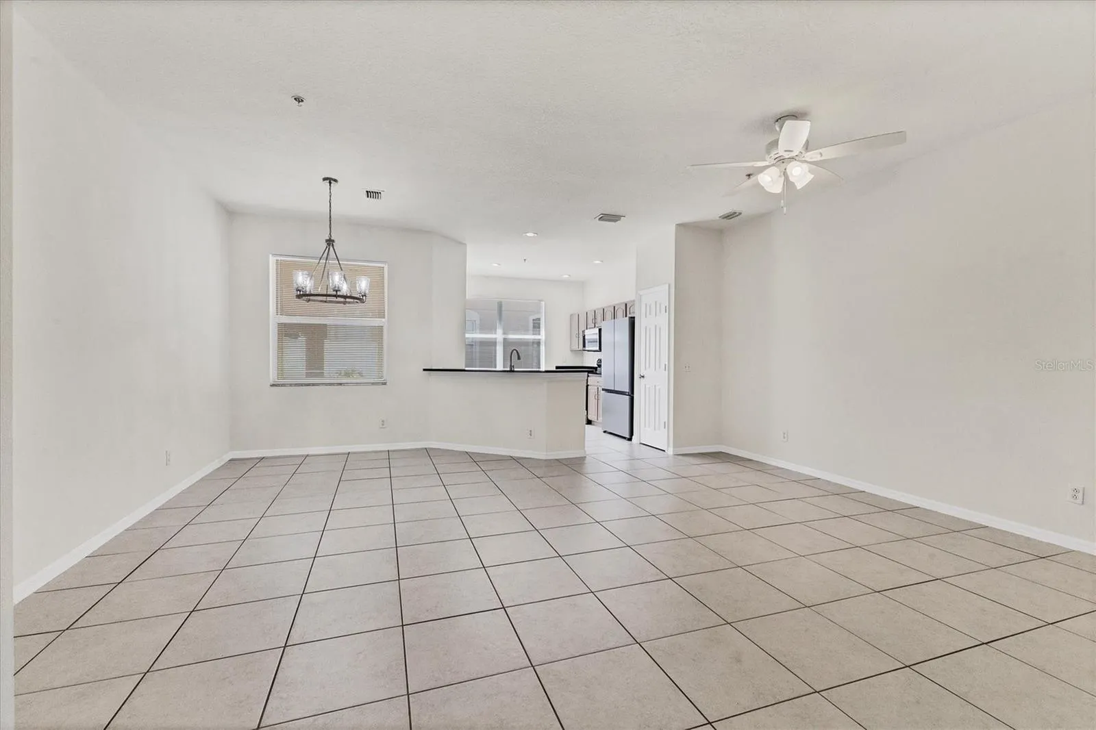4104 CRABTREE AVE