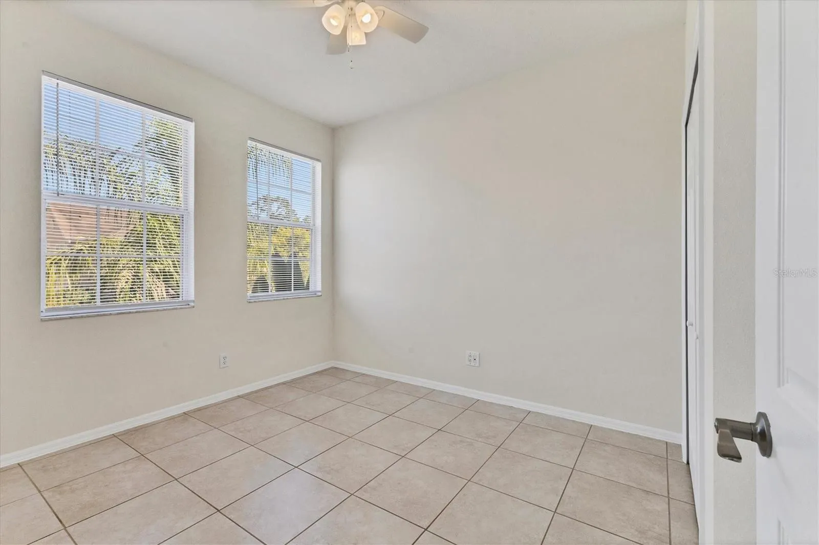 4104 CRABTREE AVE
