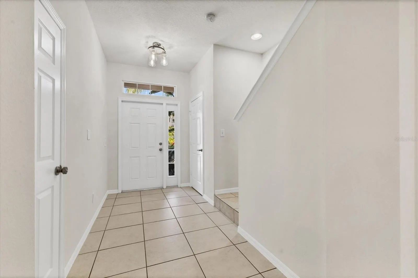 4104 CRABTREE AVE