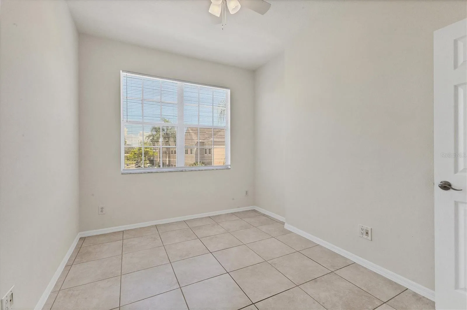 4104 CRABTREE AVE