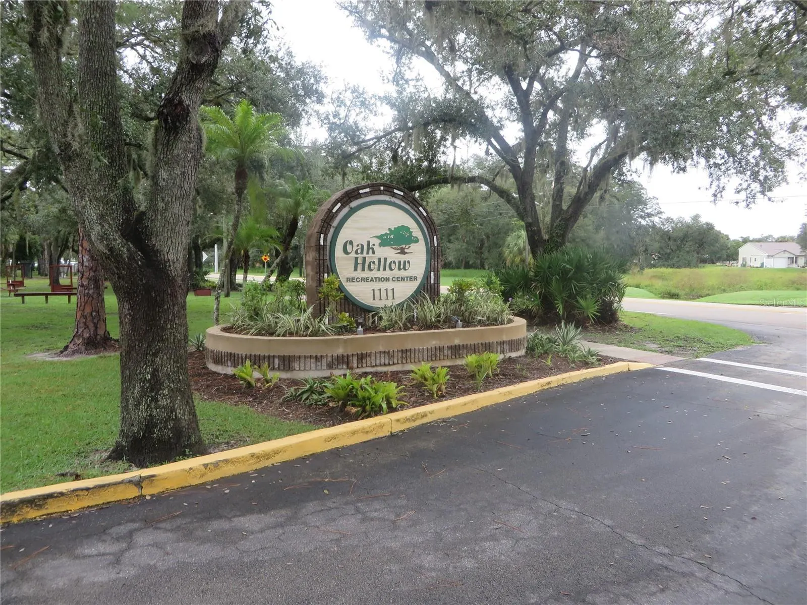 445 ROSE APPLE CIR