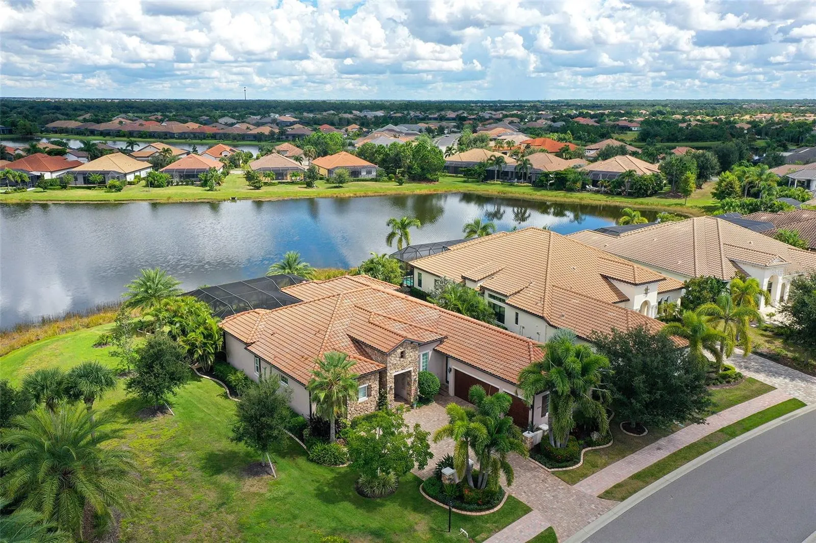 15805 CASTLE PARK TER