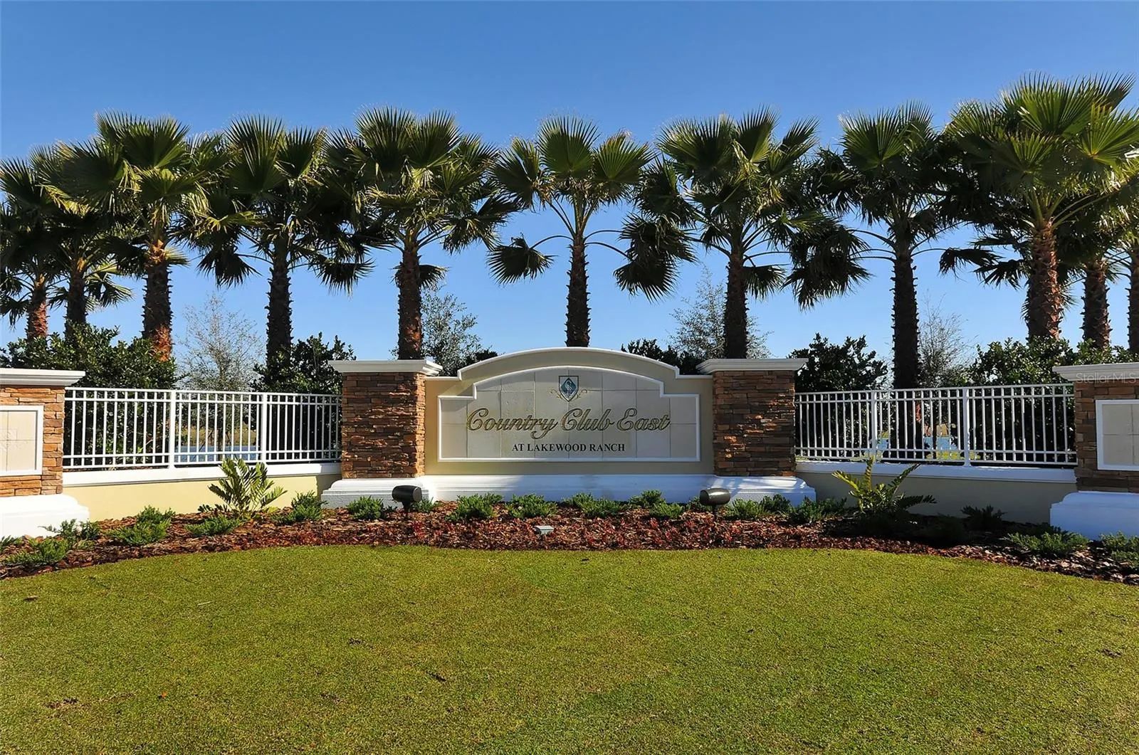 15805 CASTLE PARK TER