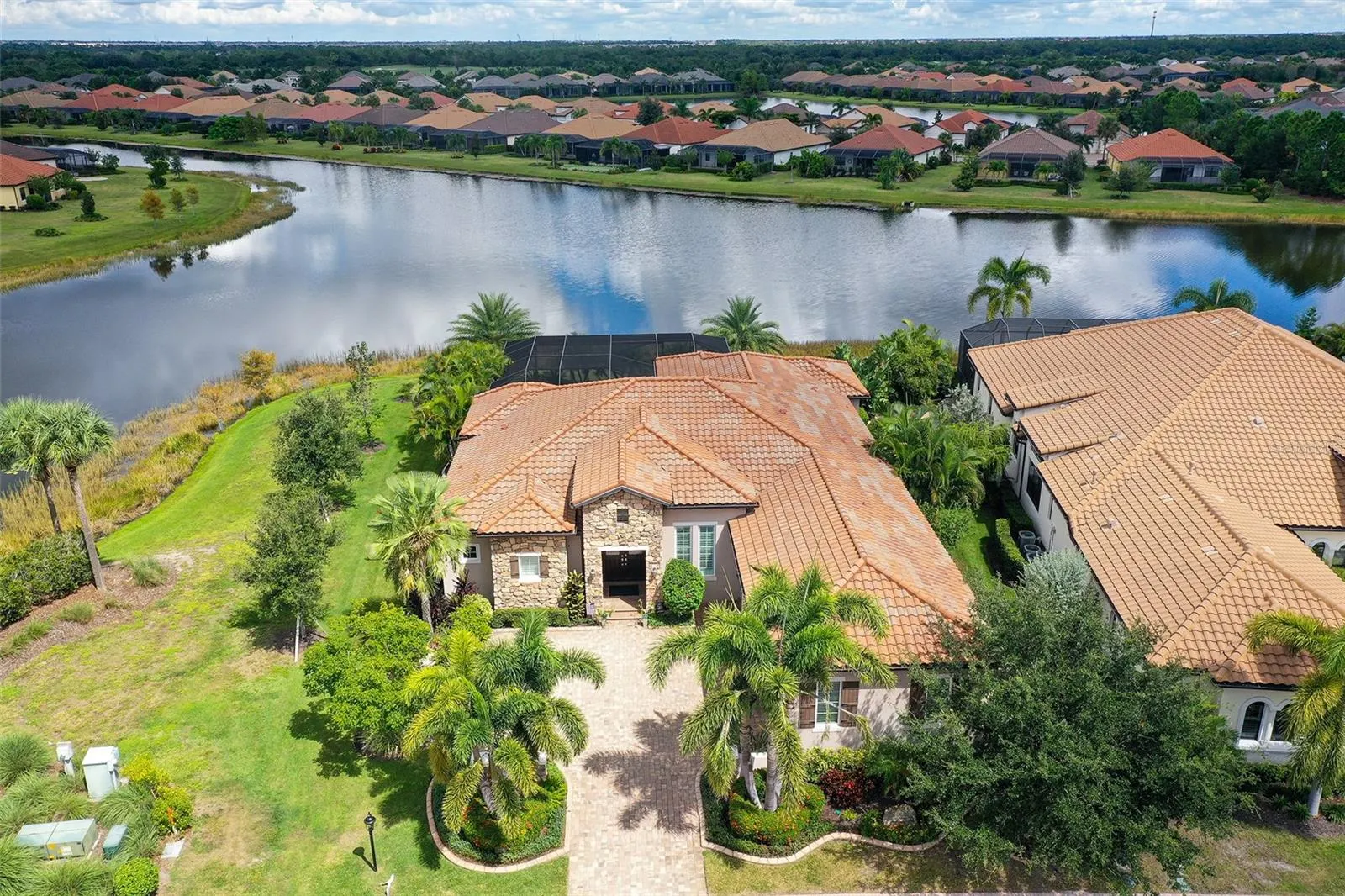 15805 CASTLE PARK TER
