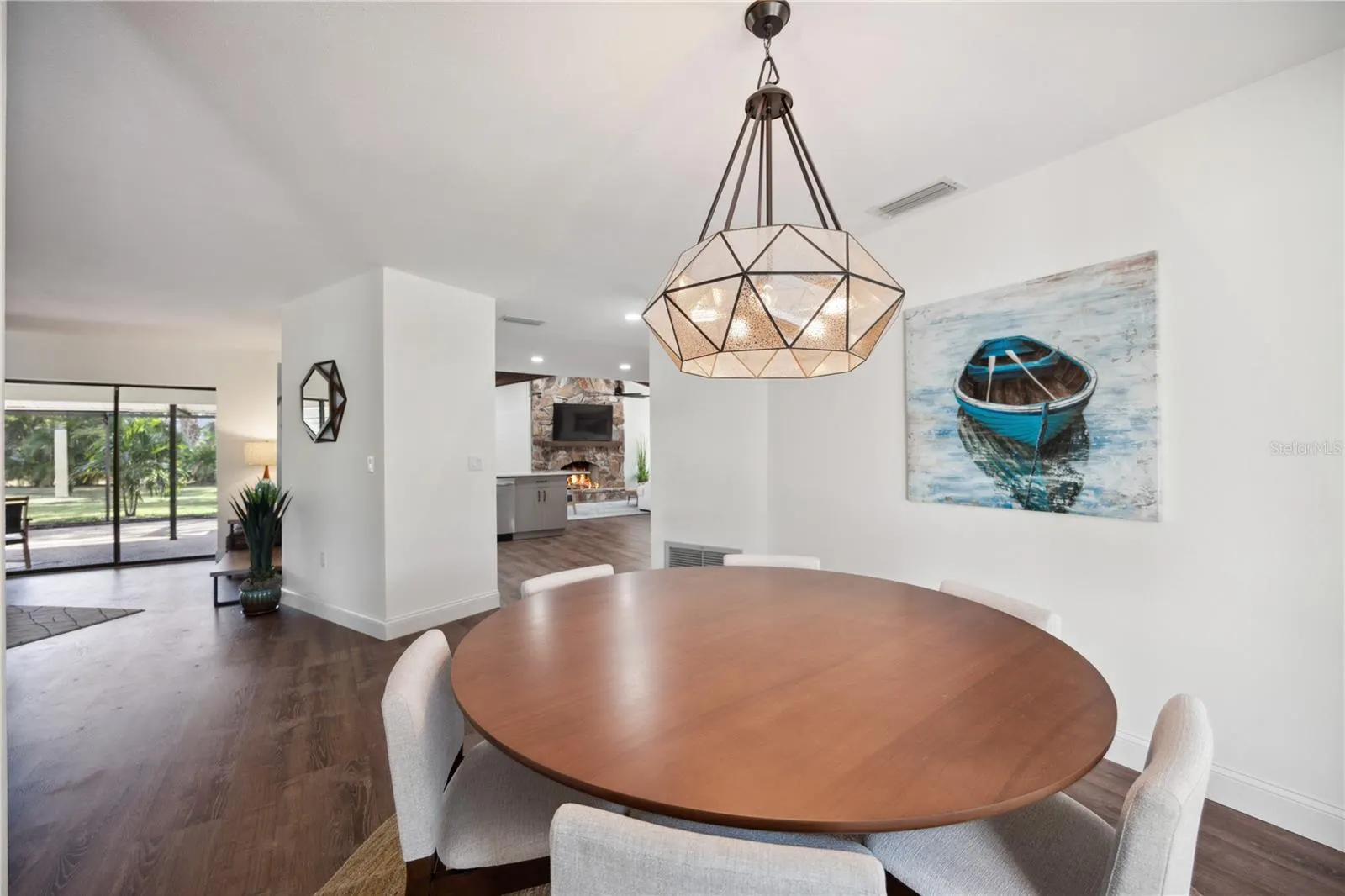 456 YACHT HARBOR DR