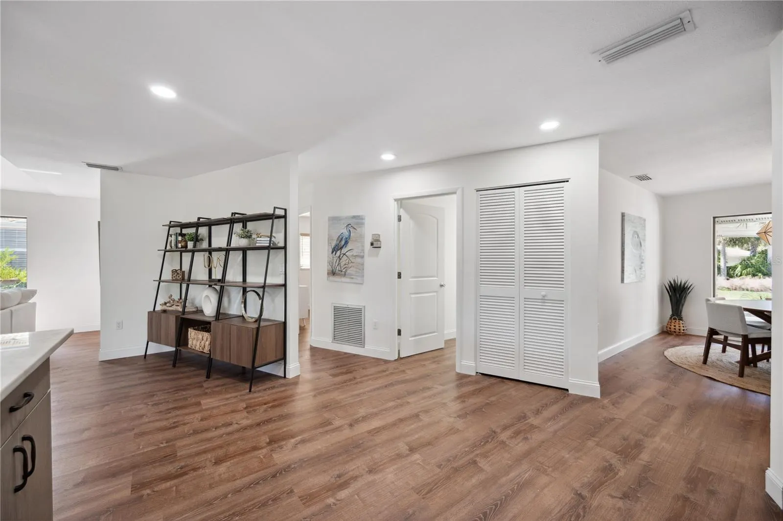 456 YACHT HARBOR DR