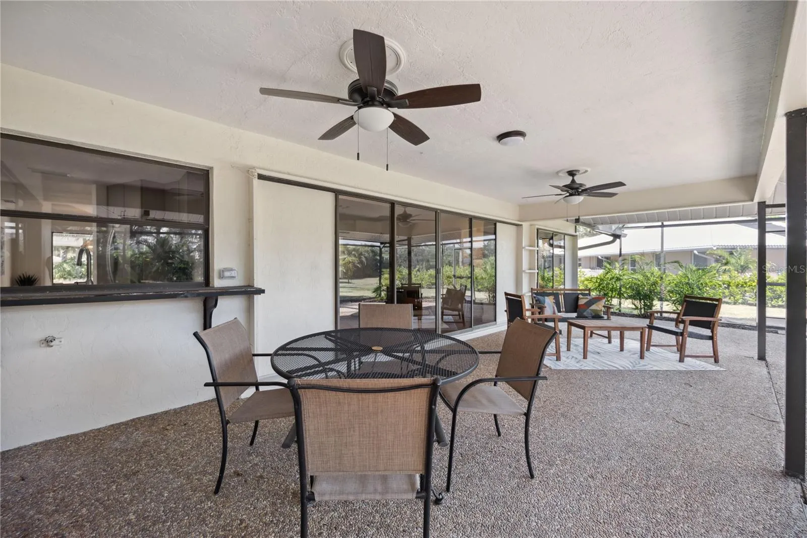 456 YACHT HARBOR DR
