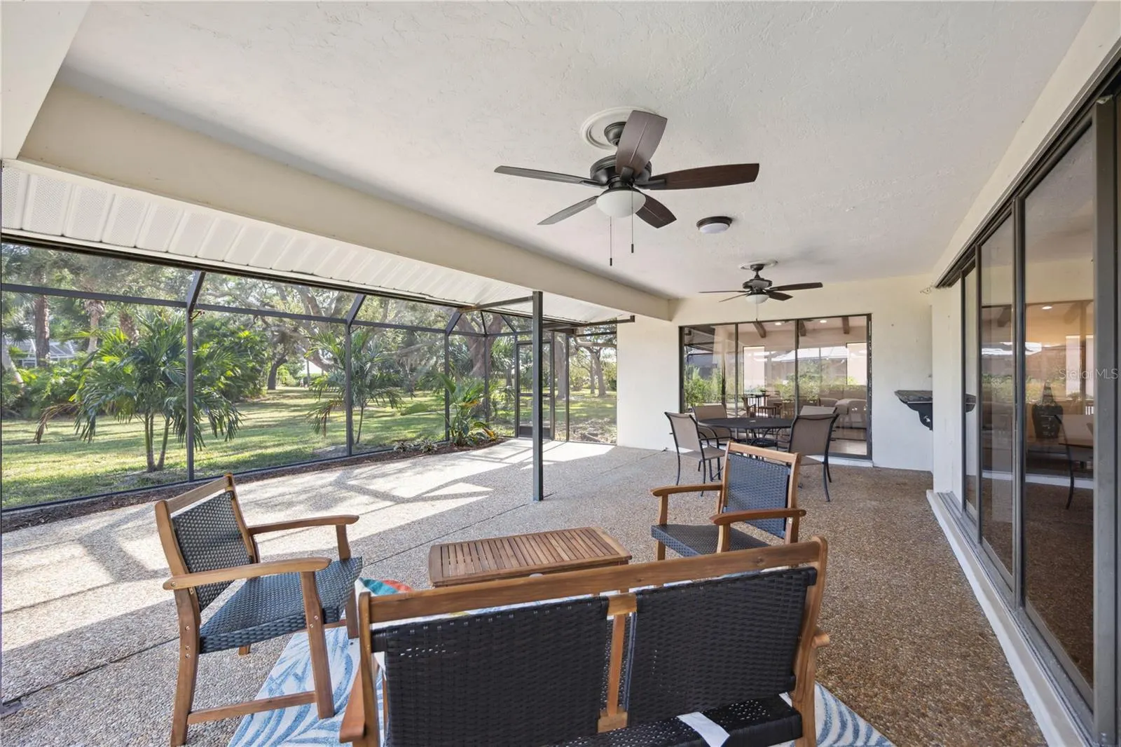 456 YACHT HARBOR DR