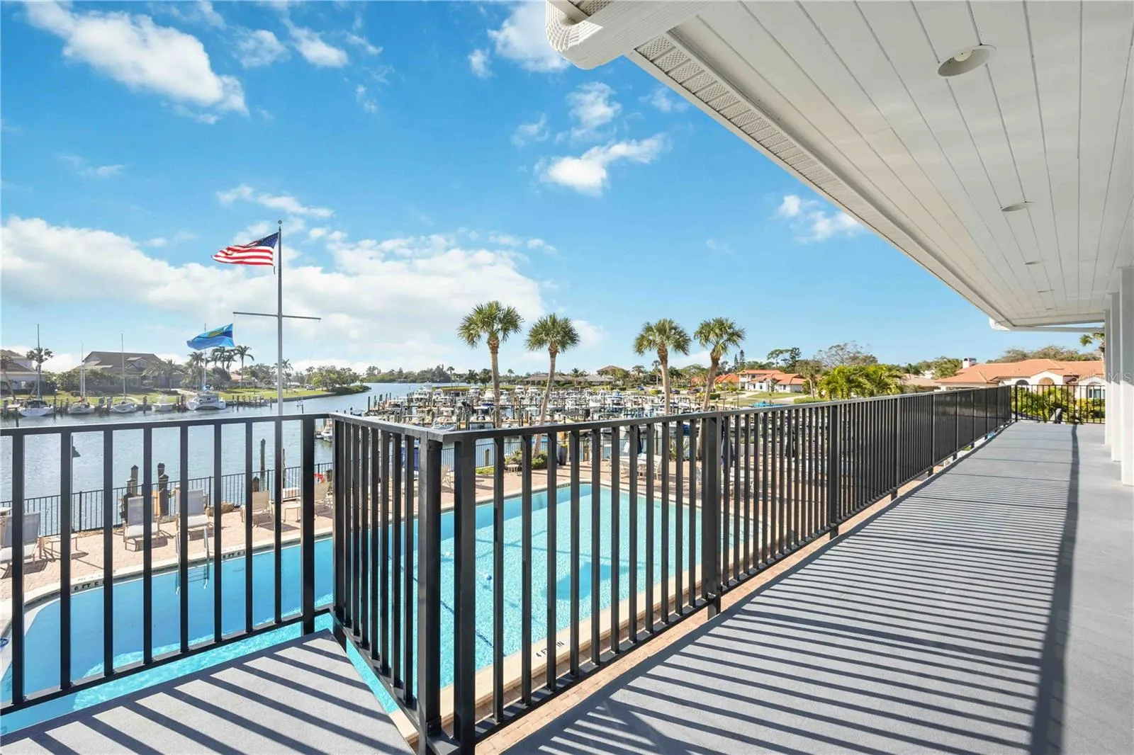 456 YACHT HARBOR DR