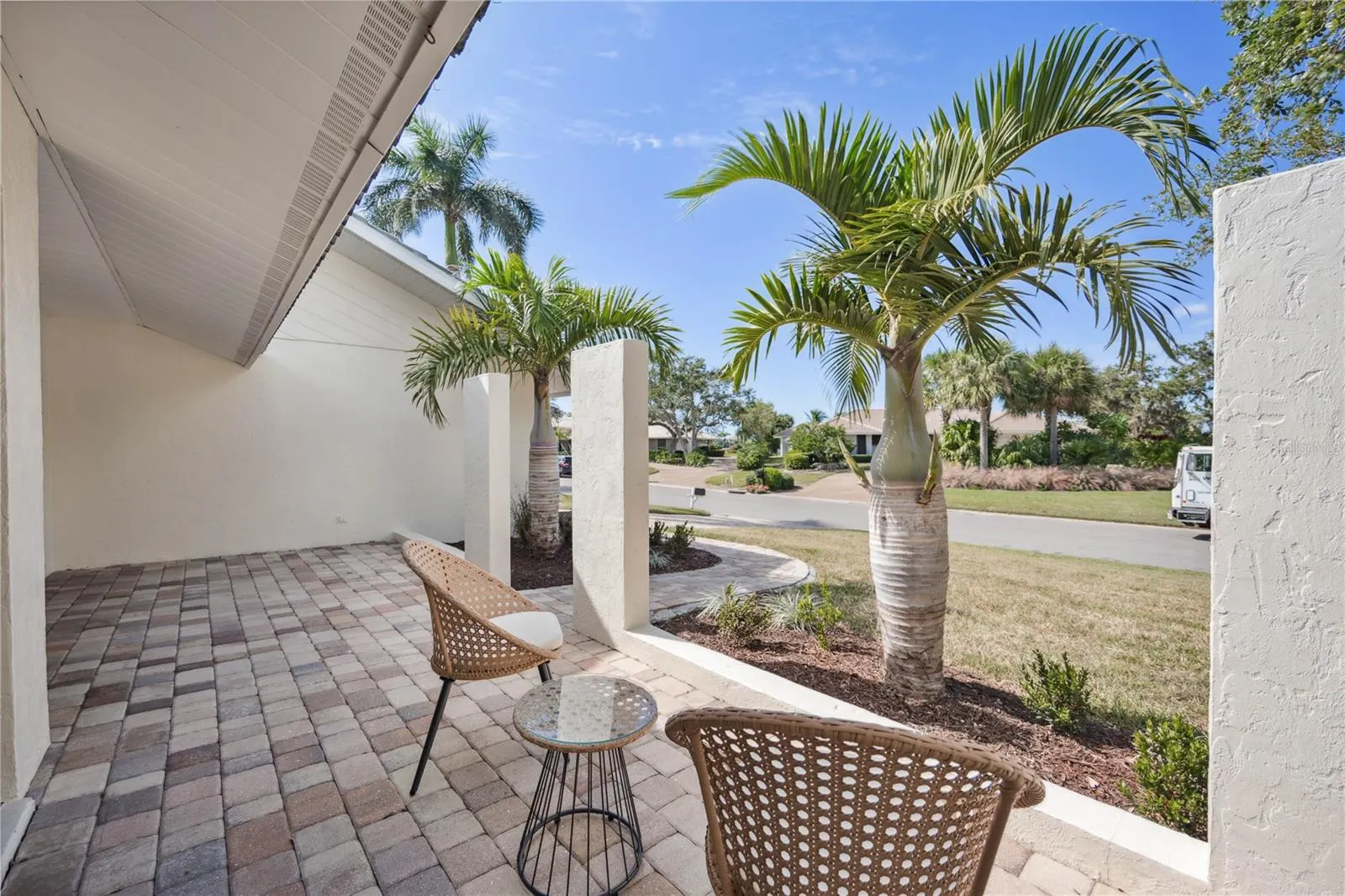 456 YACHT HARBOR DR