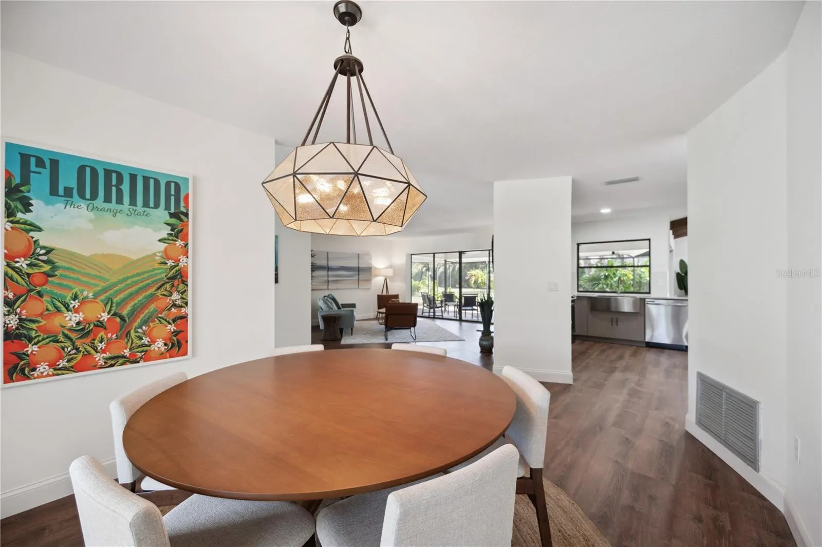 456 YACHT HARBOR DR