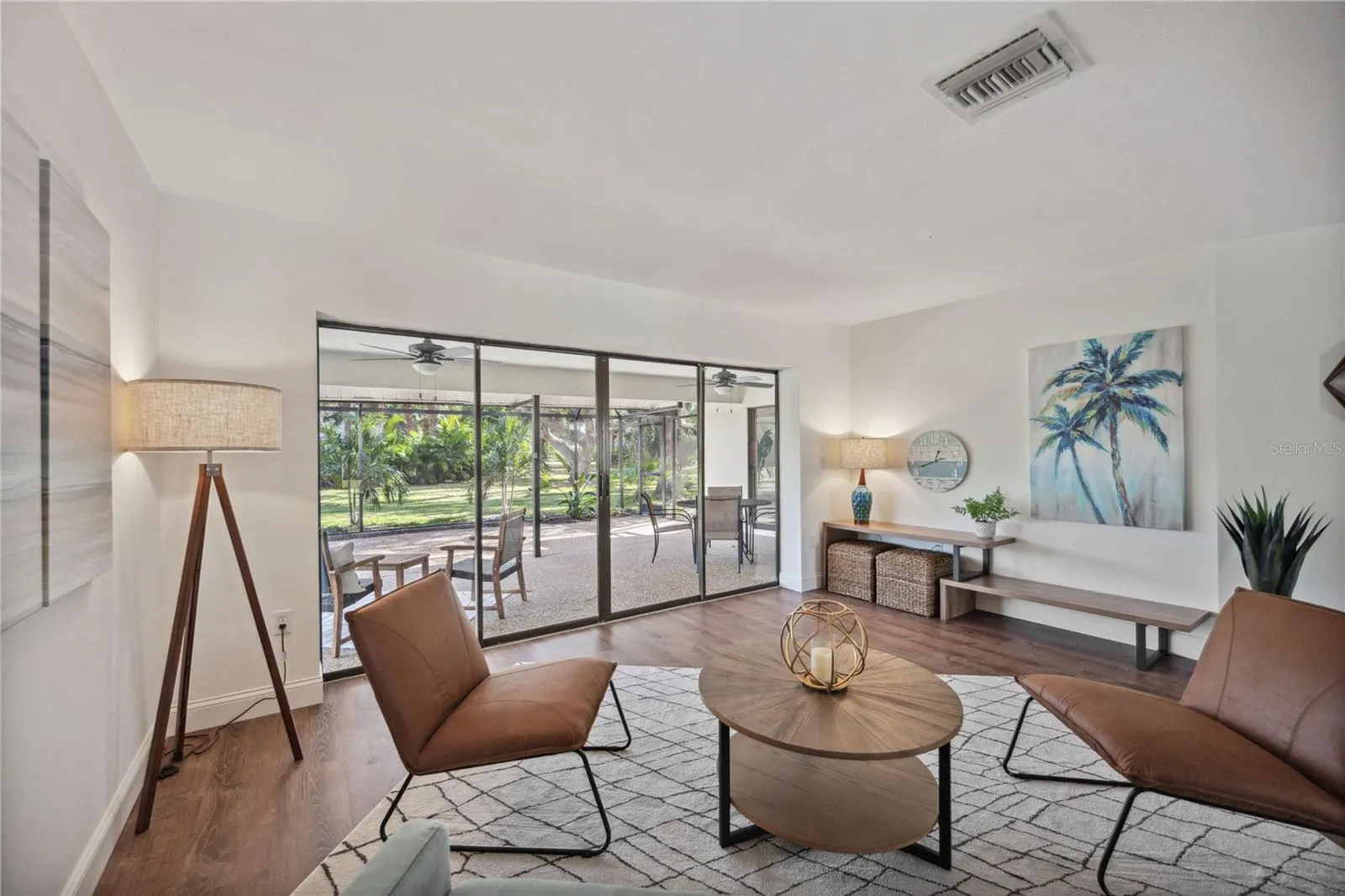 456 YACHT HARBOR DR