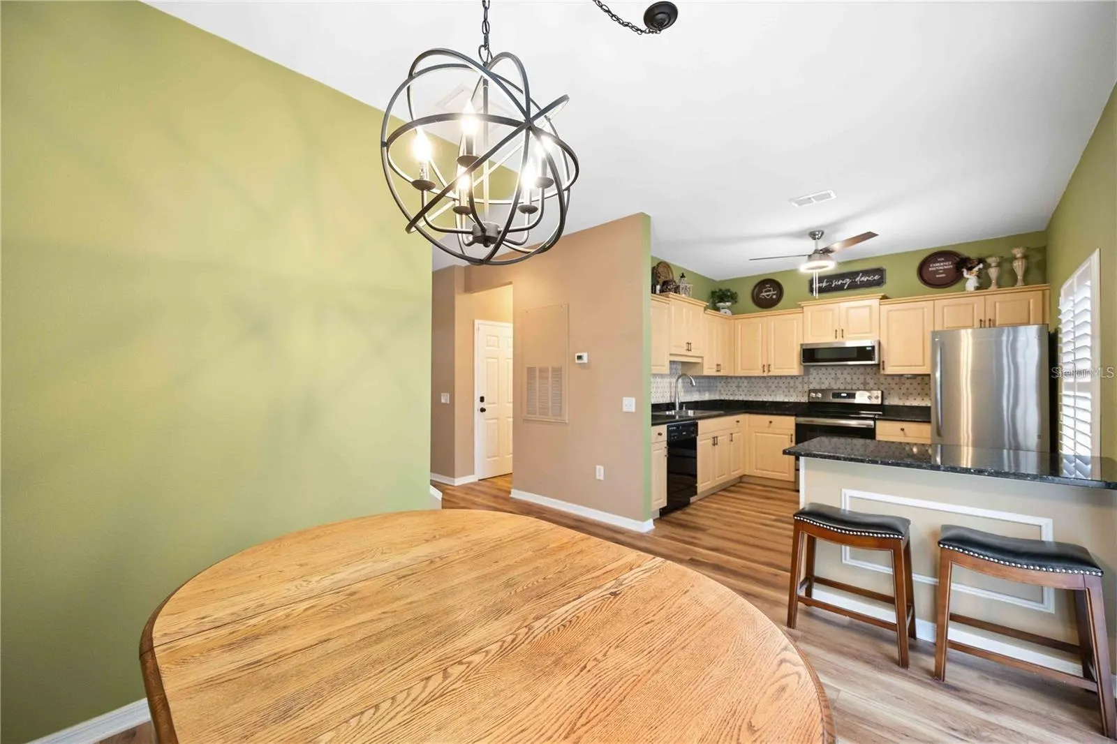7525 PLANTATION CIR