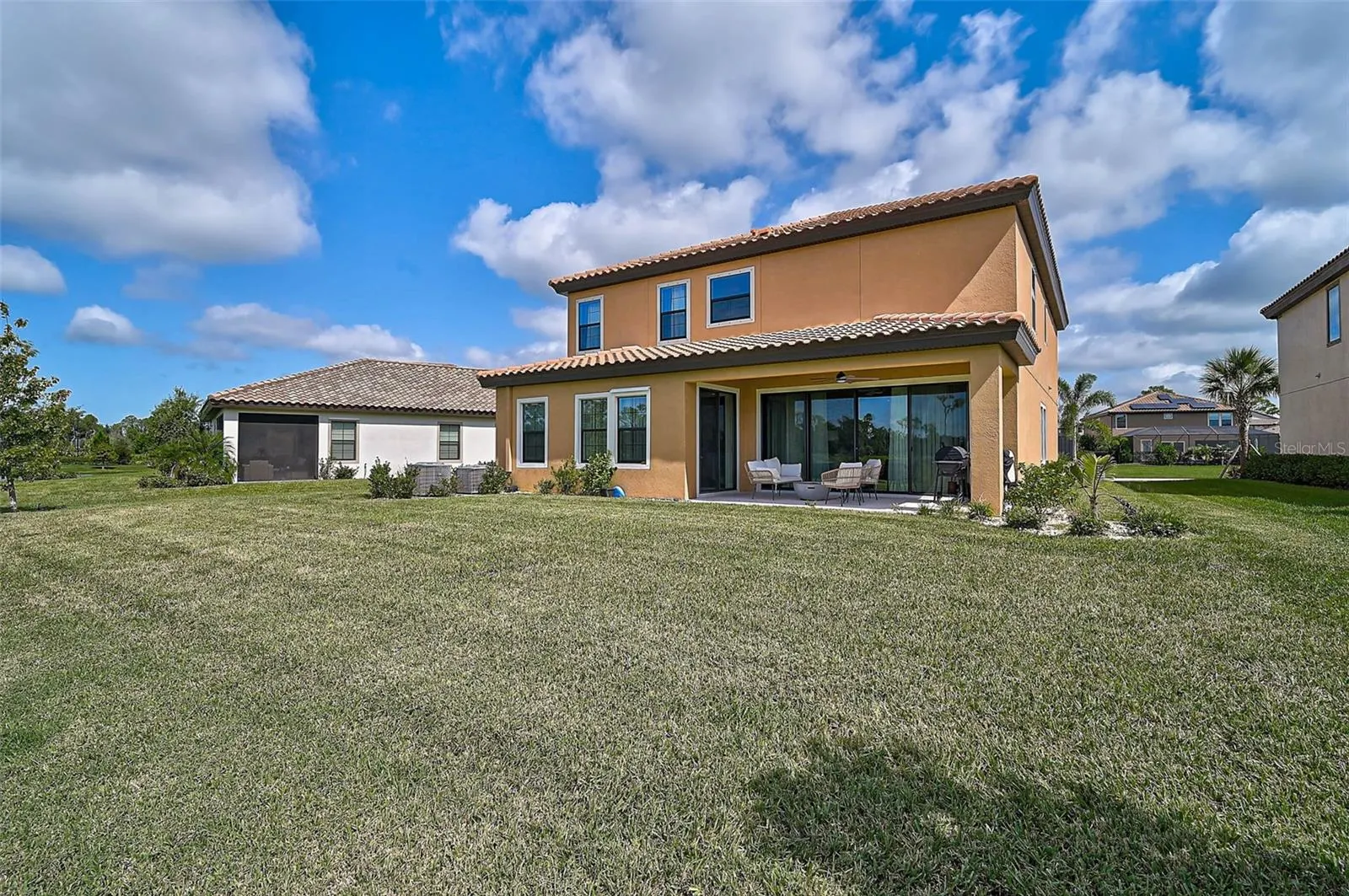 8417 DOVE BOG TER