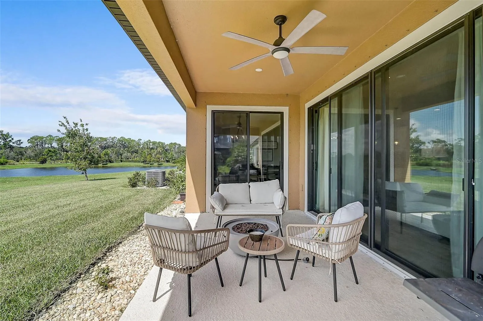 8417 DOVE BOG TER
