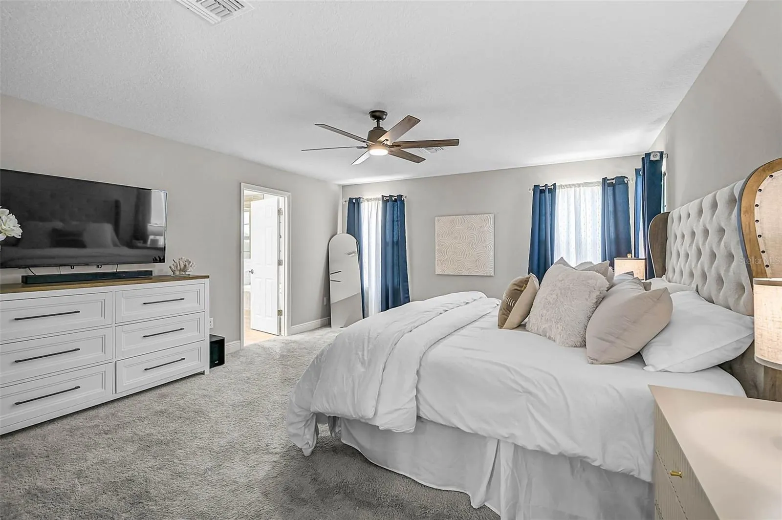 8417 DOVE BOG TER