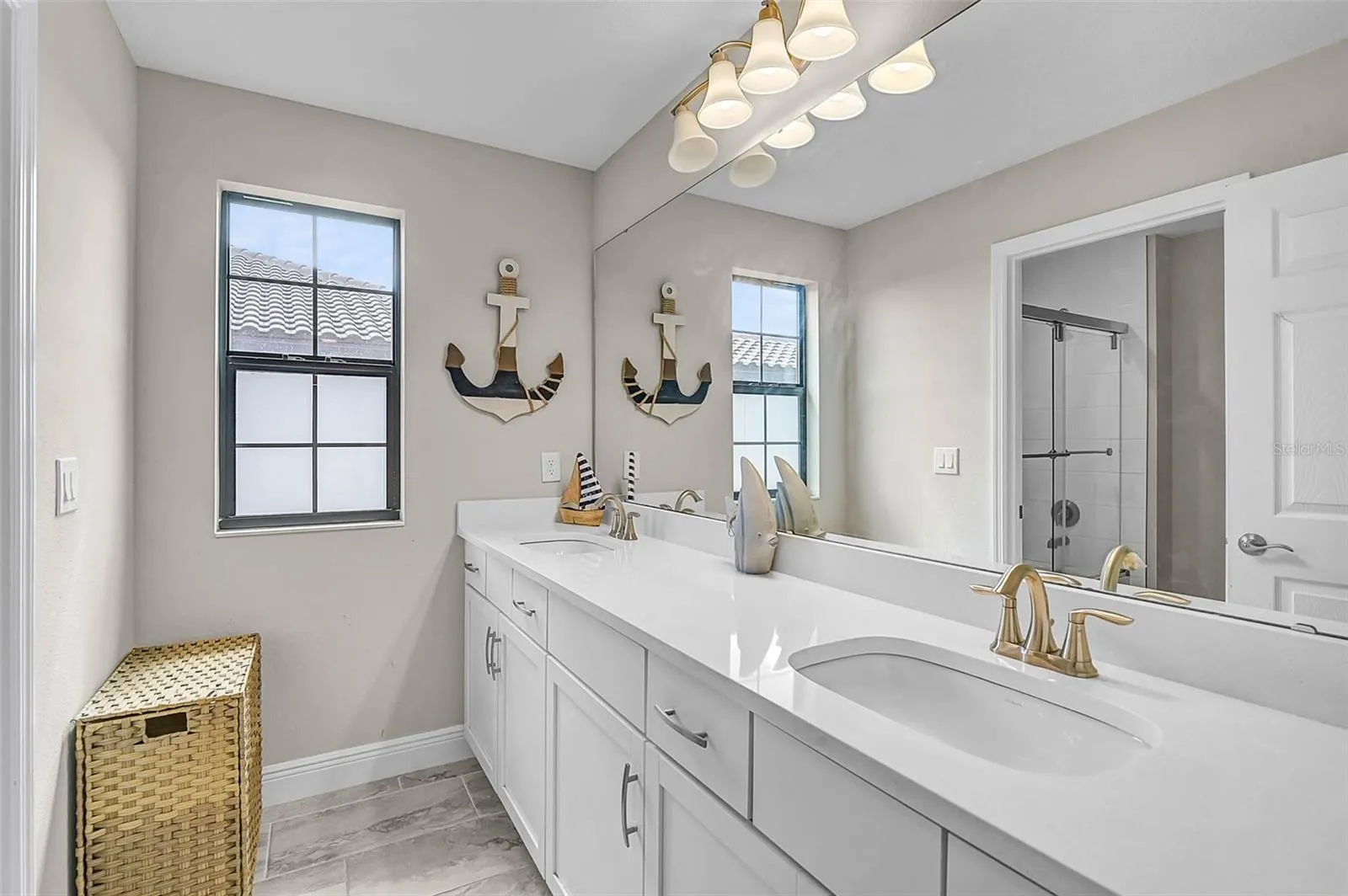 8417 DOVE BOG TER