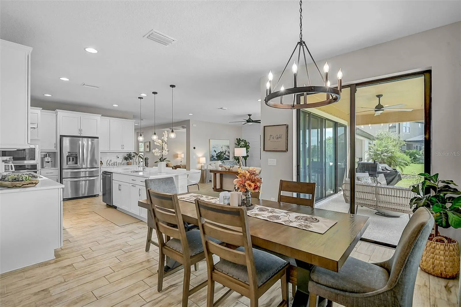8417 DOVE BOG TER