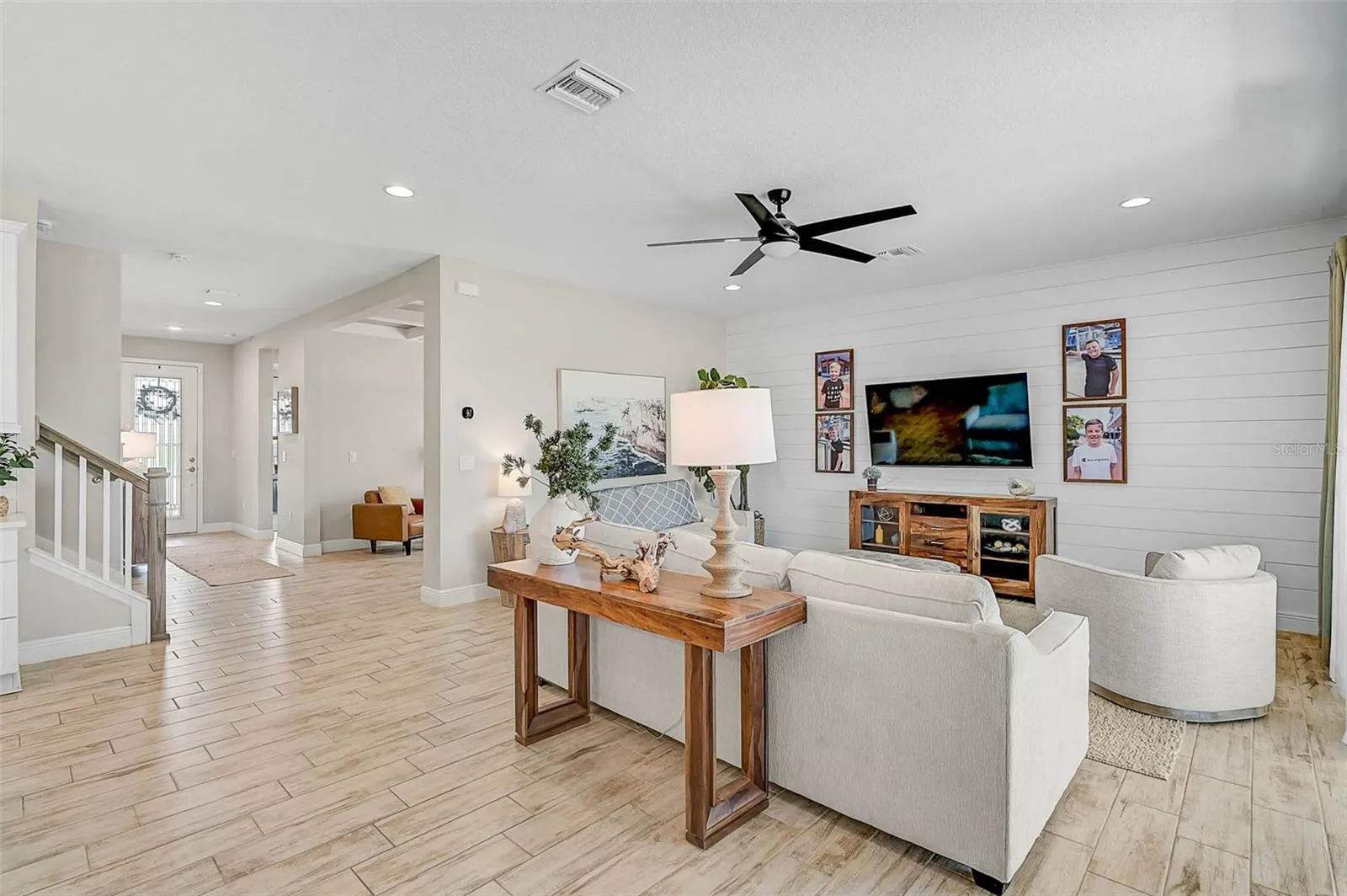 8417 DOVE BOG TER