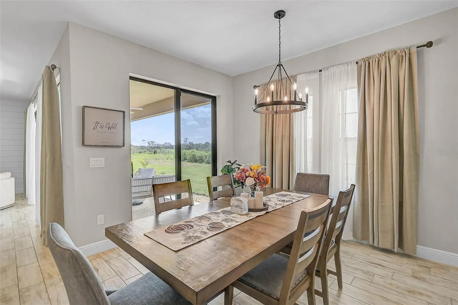 8417 DOVE BOG TER