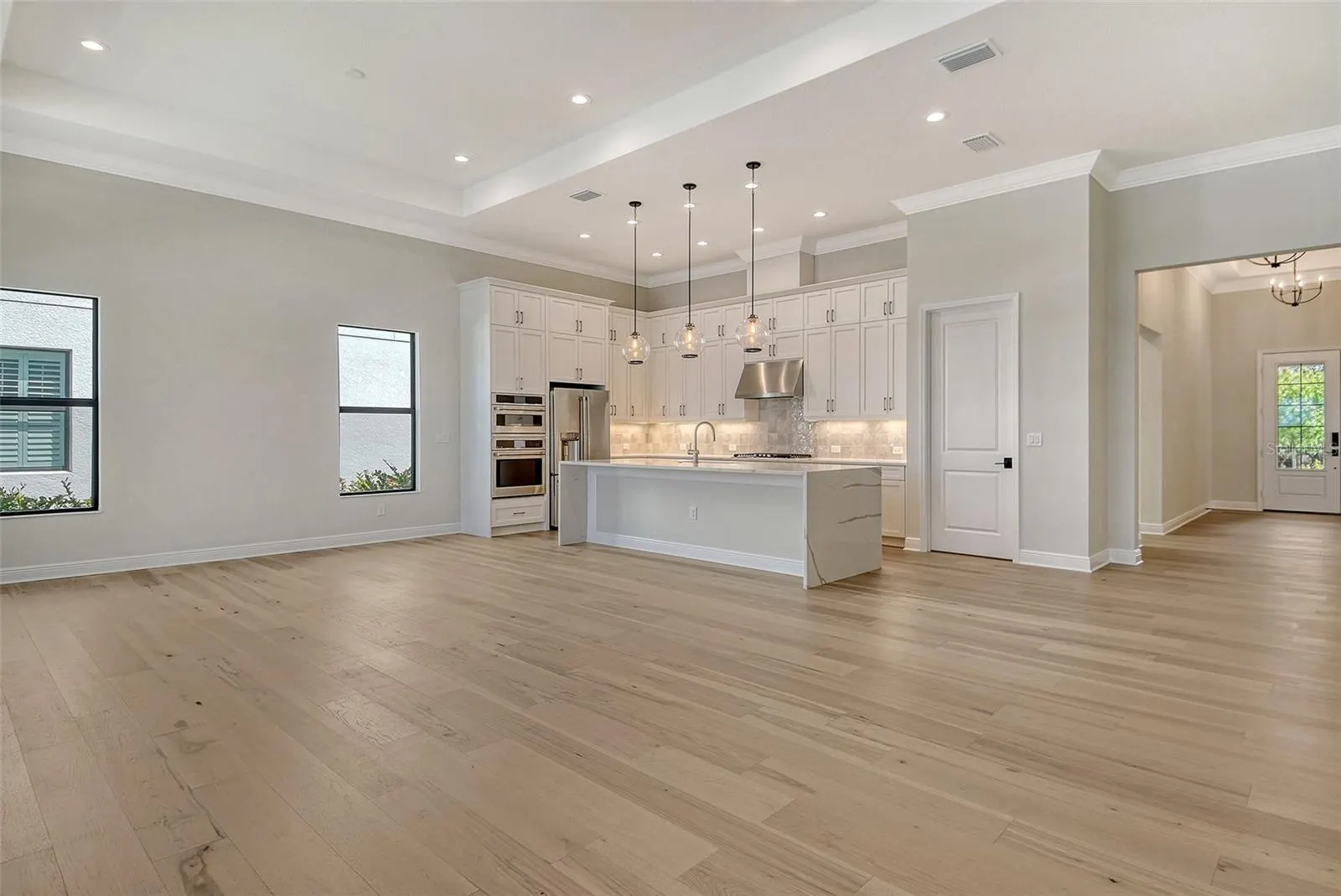 496 BOCELLI DR