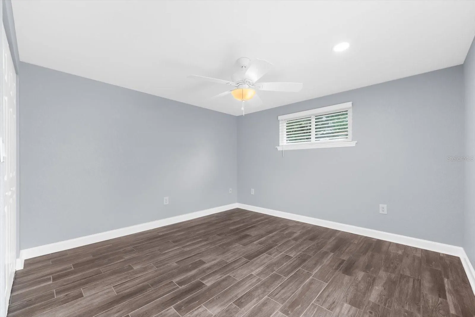 2002 17TH ST W